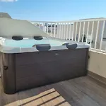 Korzo شقة فندقية Gzira