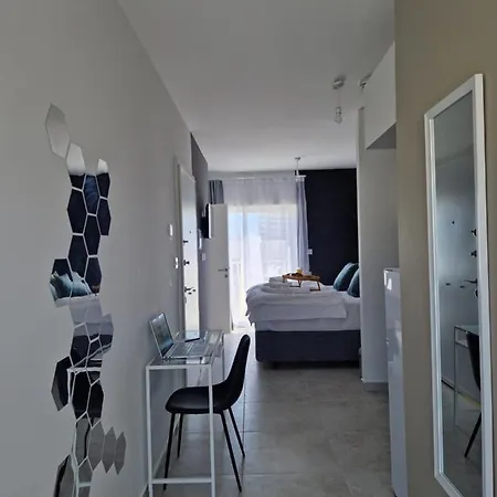 Korzo * Gzira