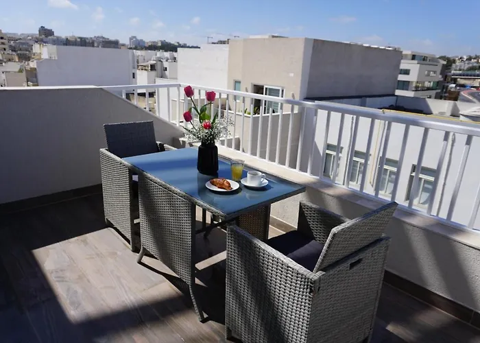 公寓式酒店 Korzo Gzira